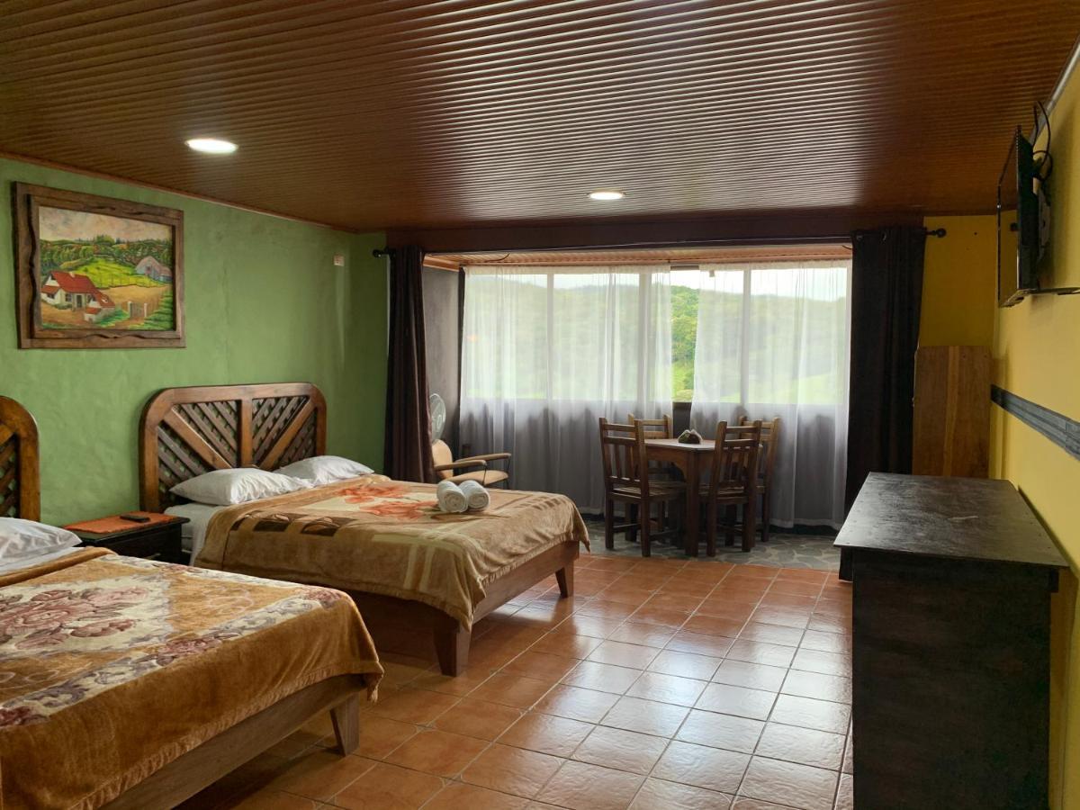 Cabinas Vista Al Golfo Monteverde Ngoại thất bức ảnh
